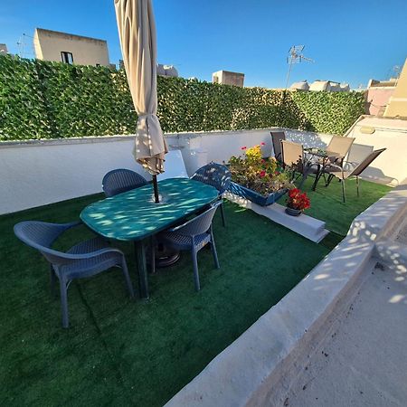 Casette Di Alex Con Terrazza Трапани Екстериор снимка