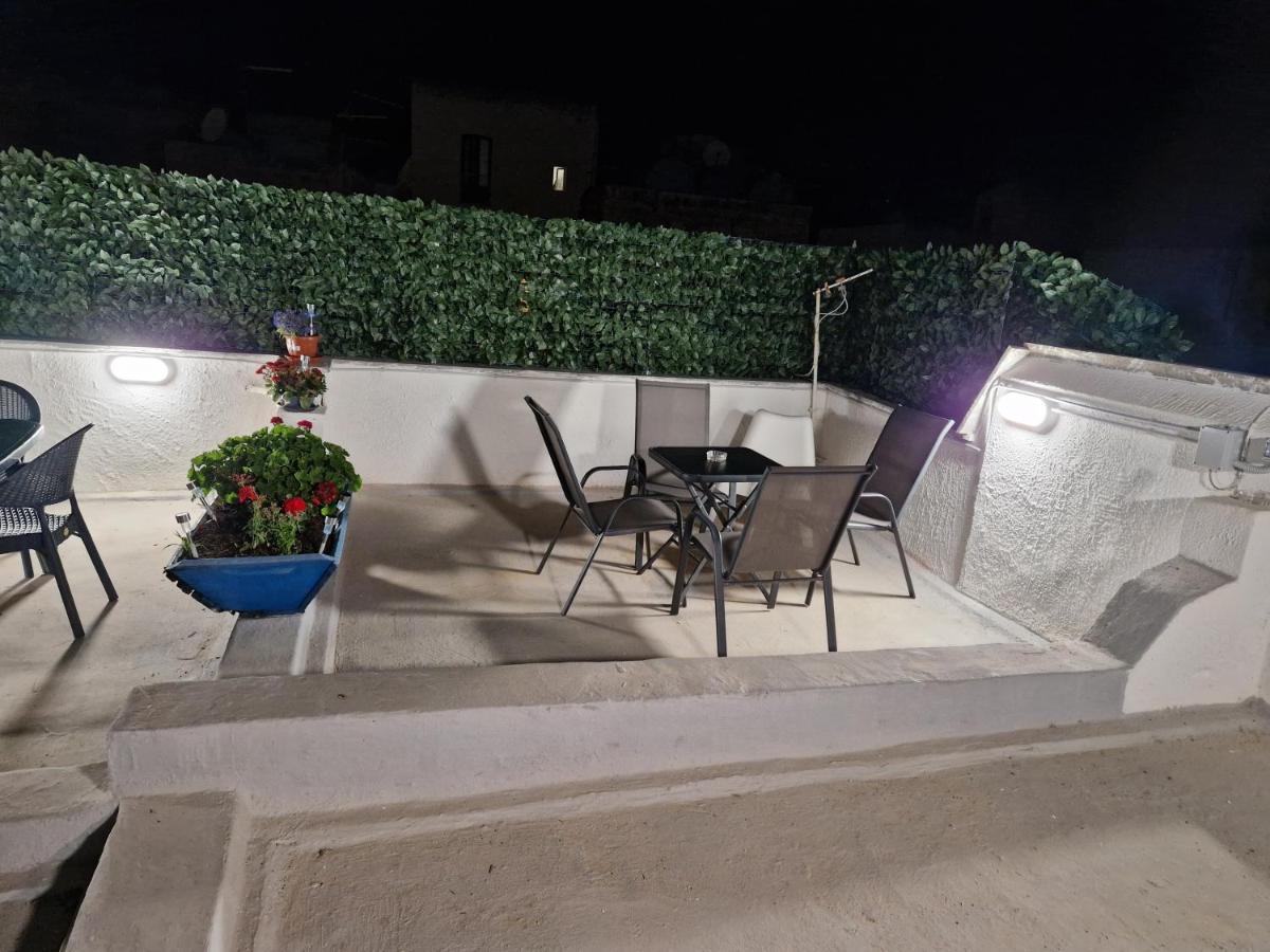 Casette Di Alex Con Terrazza Трапани Екстериор снимка